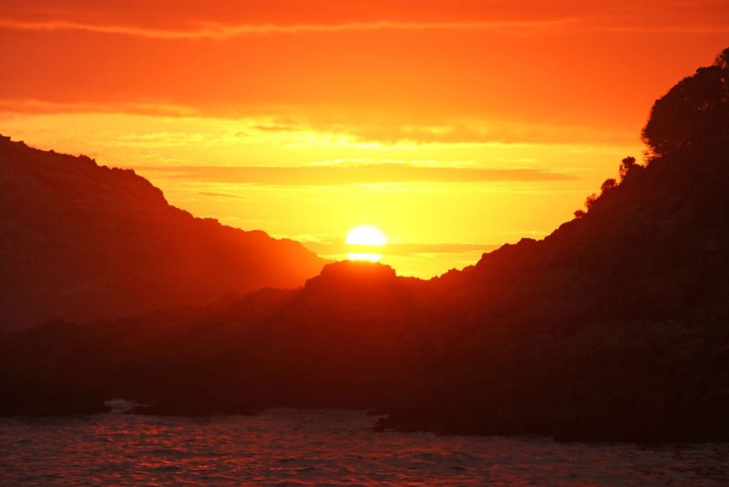 The Otter Trail hike - our detailed guide - STINGY NOMADS