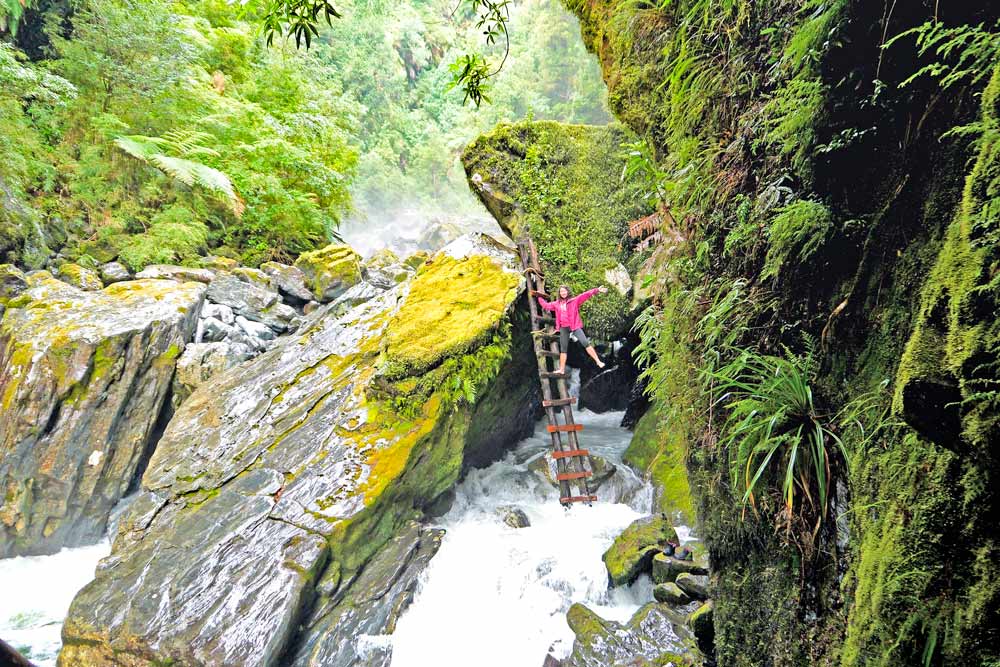 Waterfall trail a great day hike in Pumalin park