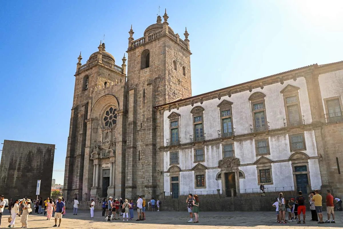 The front facade and the main entrance to the Cathedral in Porto