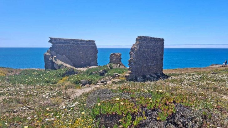 ruins overlooking the ocean